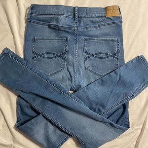 Abercrombie High Rise Jean Legging